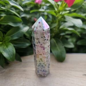 Aura Kiwi Jasper Crystal Tower